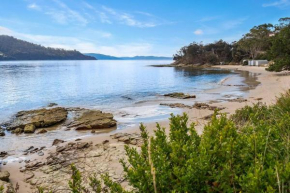 Peaceful Bruny Island Shack